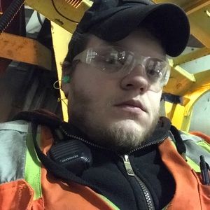 Meet your Posher, Thomas